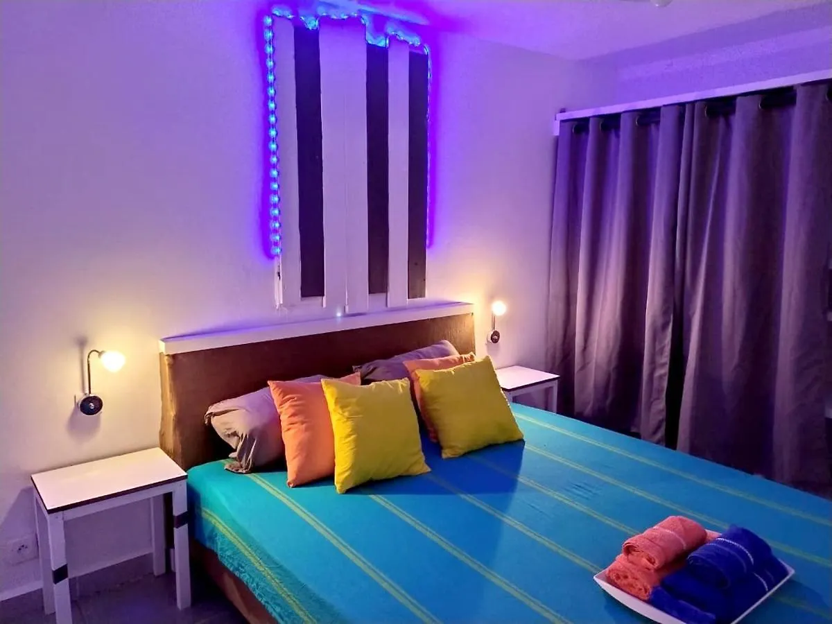 Maison De Charme A Sainte-Rose Avec Piscine Partagee 0*,